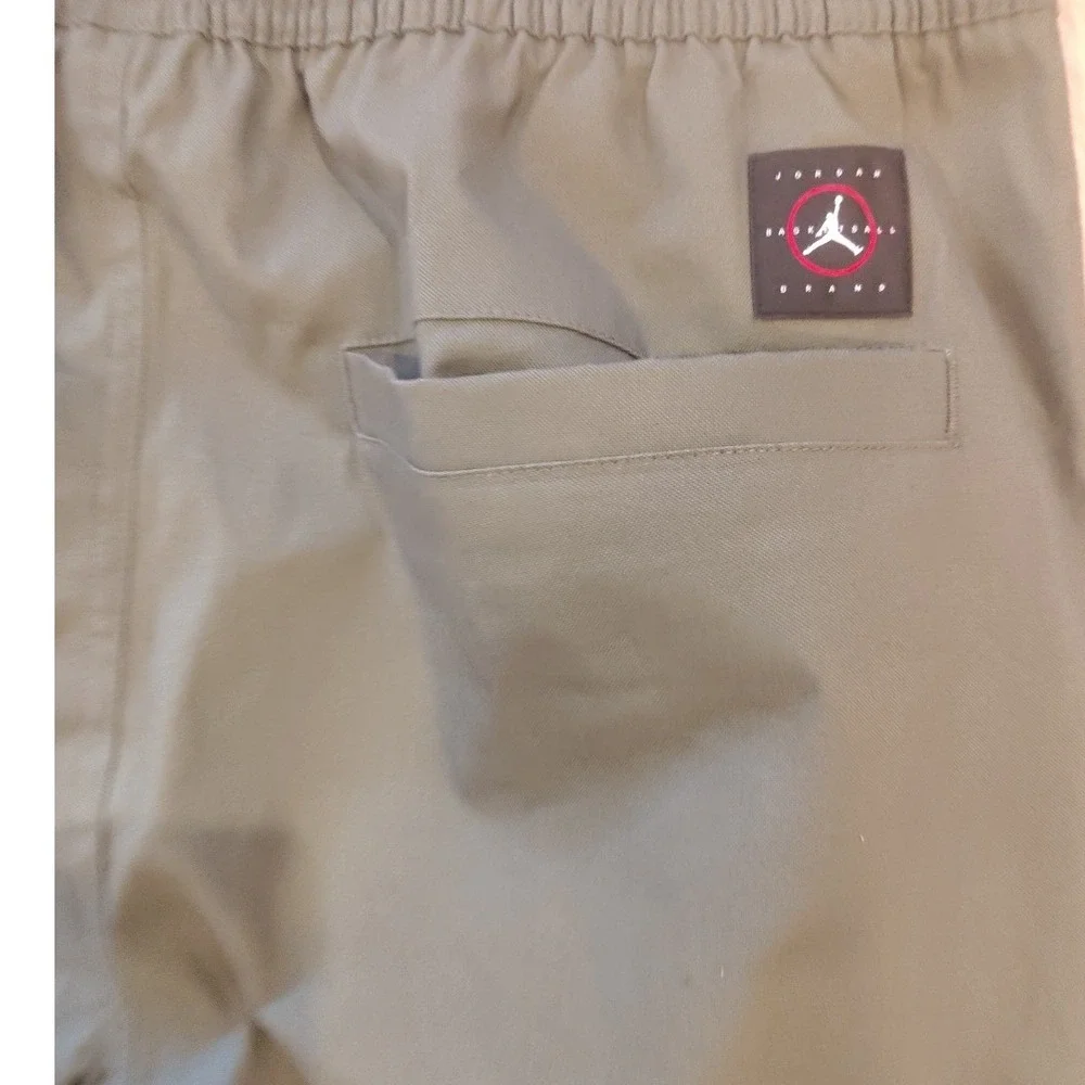 Jordan Mens Active Pants Khaki Elastic Waist Logo‎ Pockets Size L